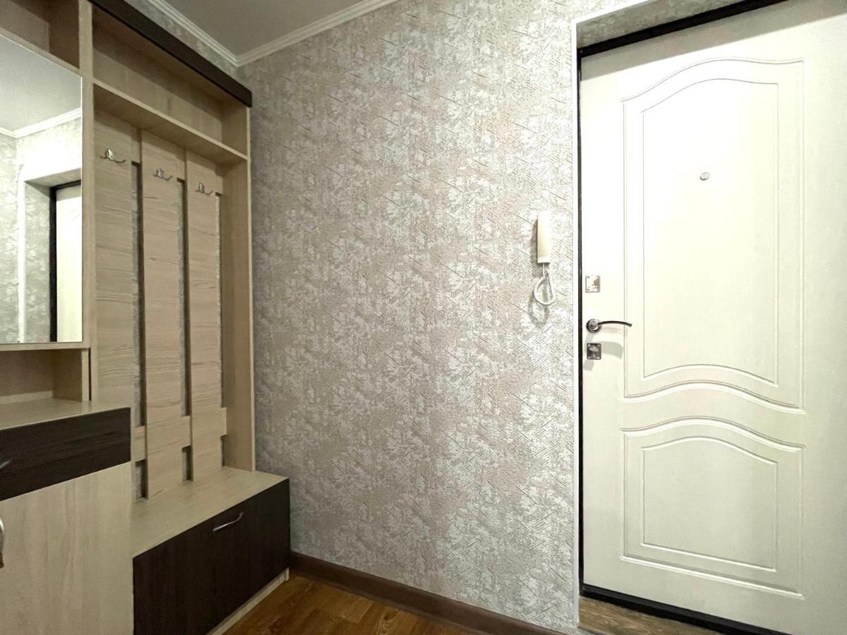 Абая 68 Квартира В Центре, 4 Спальных Места Petropavlovsk Exterior photo